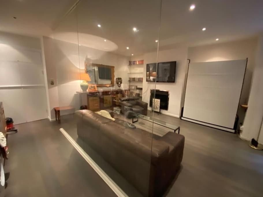 Large Studio Flat In Kensington London Exterior photo