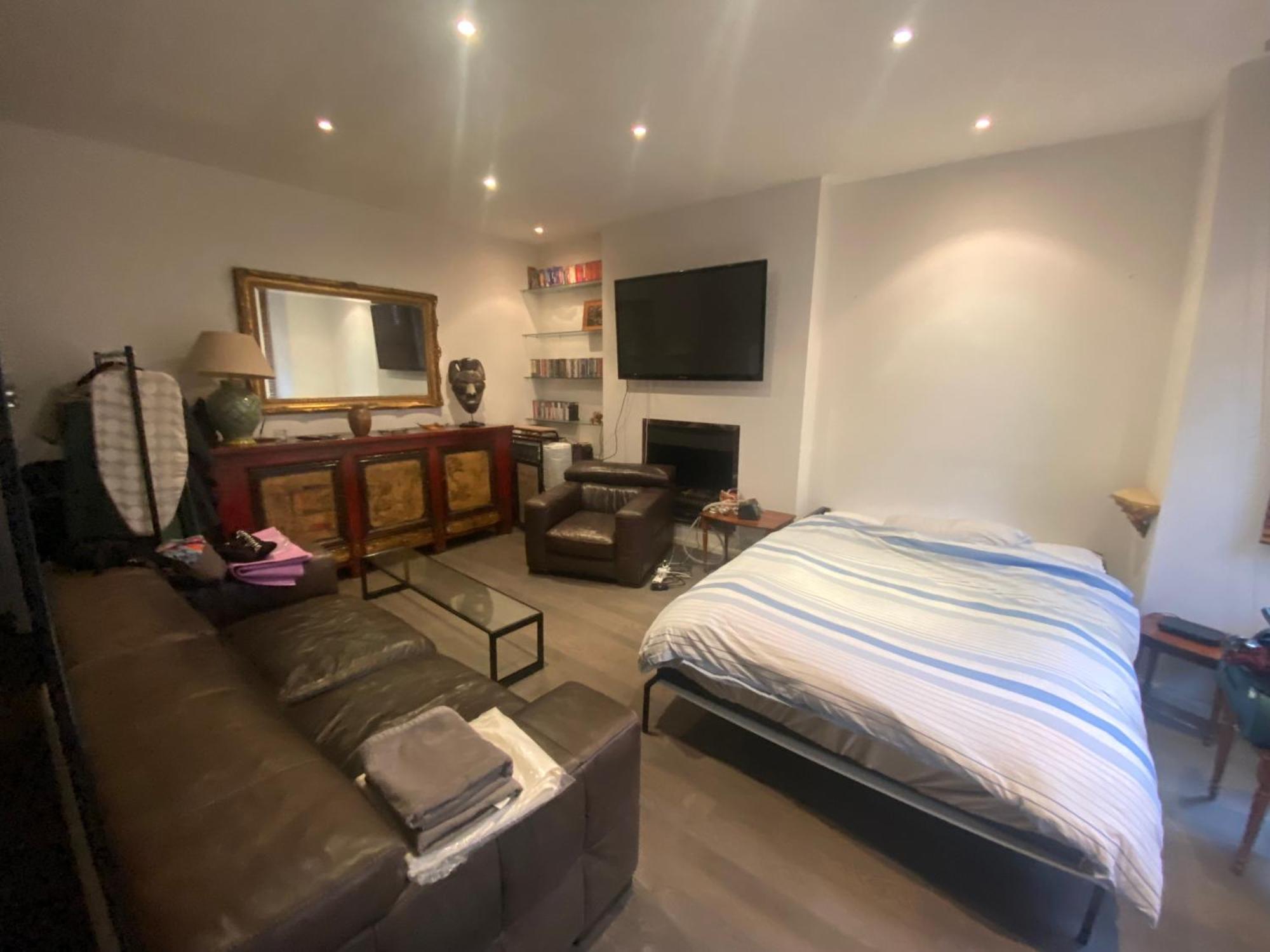 Large Studio Flat In Kensington London Exterior photo