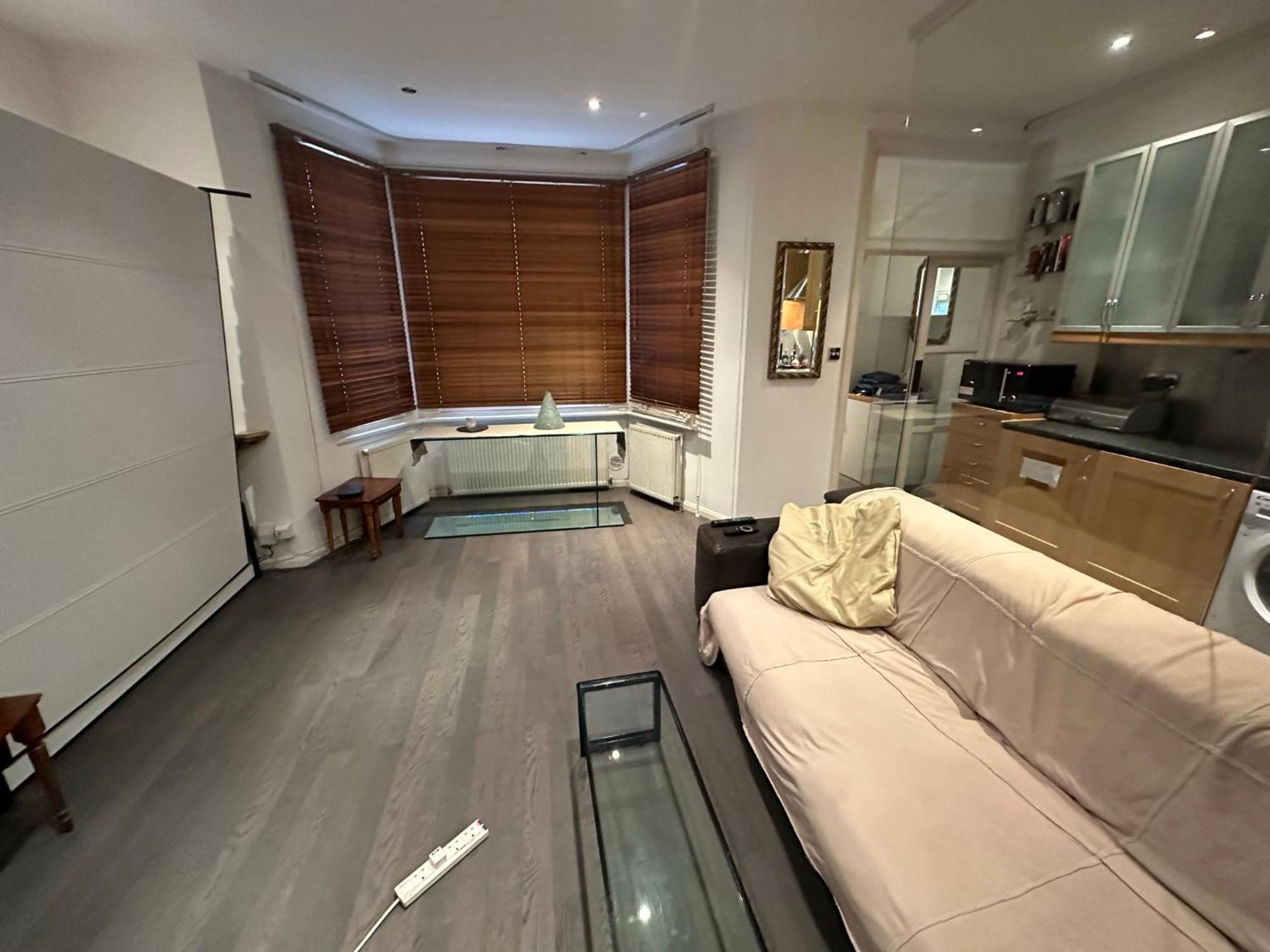Large Studio Flat In Kensington London Exterior photo