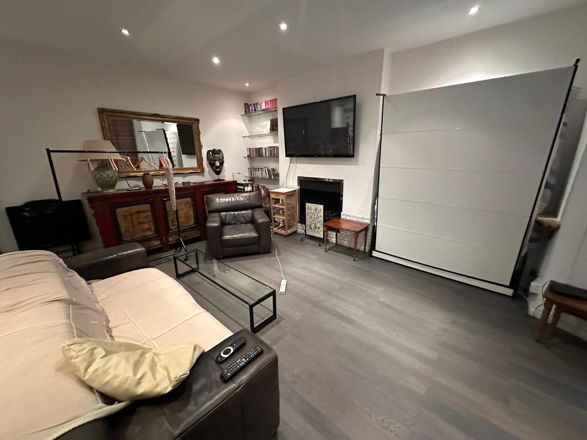 Large Studio Flat In Kensington London Exterior photo